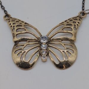 Elegant 3 Stone Gold Tone Butterfly Pendant Necklace 20 In